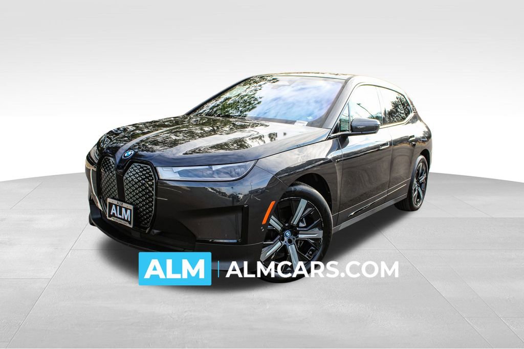 Used 2023 BMW iX xDrive50 w/ Convenience Package image 1
