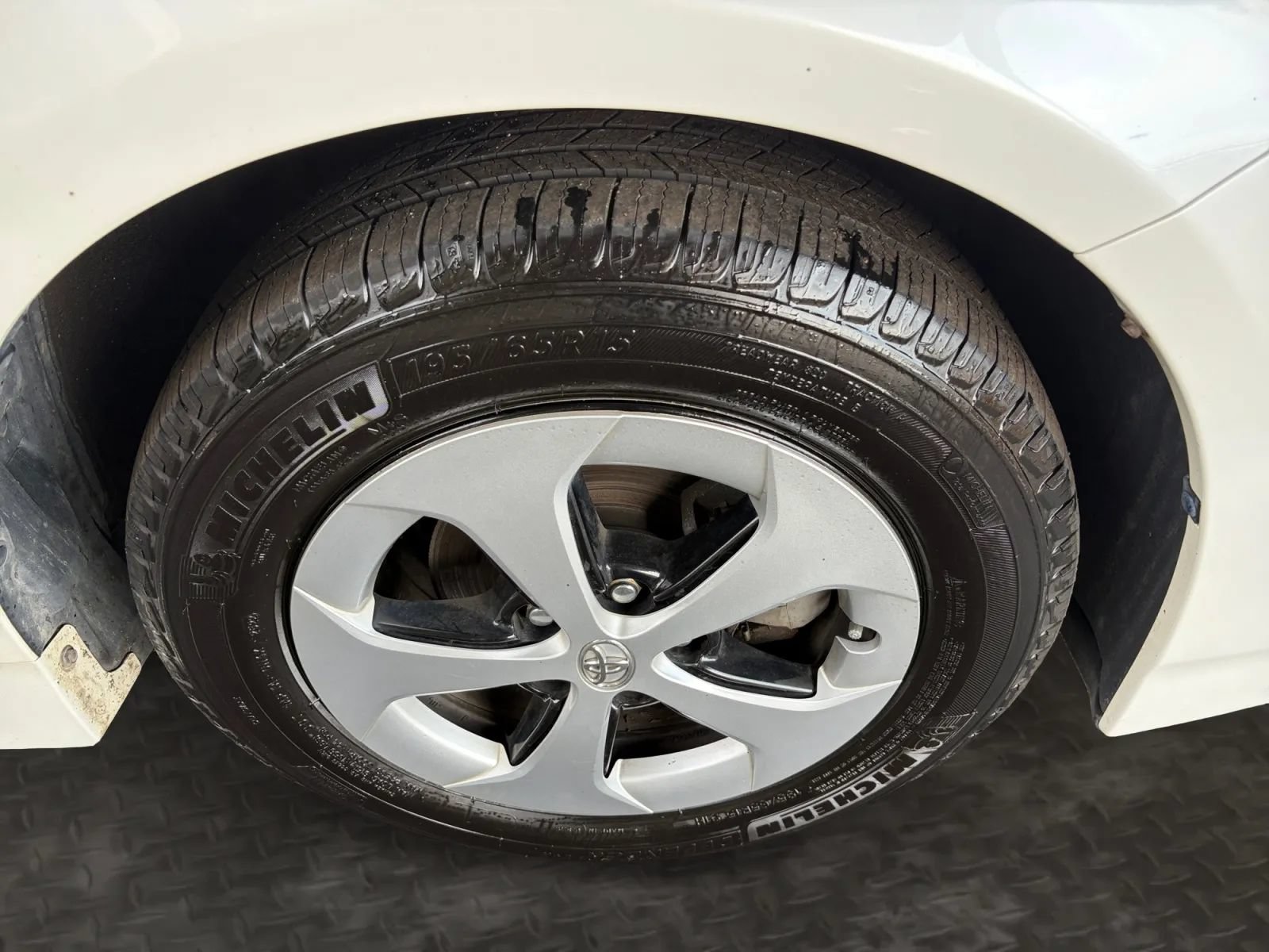 Used 2013 Toyota Prius Two FWD image 33