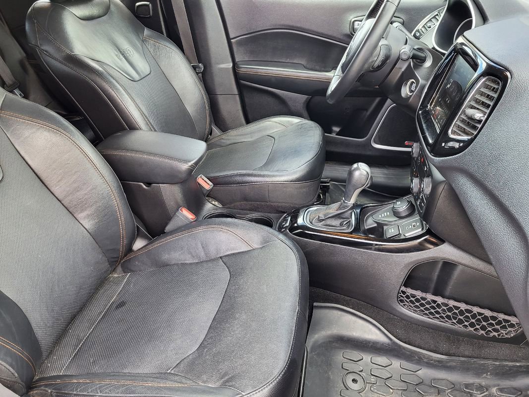 Used 2017 Jeep Compass Limited w/ Navigation Group image 17