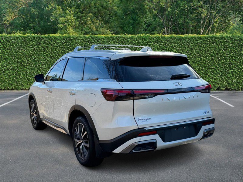 Used 2023 INFINITI QX60 Sensory w/ Vision Package image 4