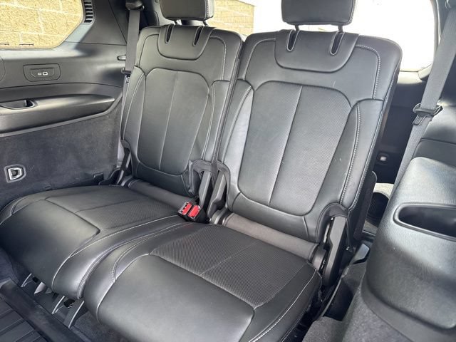 Used 2025 Jeep Grand Cherokee L Overland w/ Luxury Tech Group IV AWD/4WD image 15