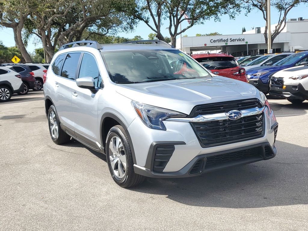 Used 2025 Subaru Ascent Premium image 7
