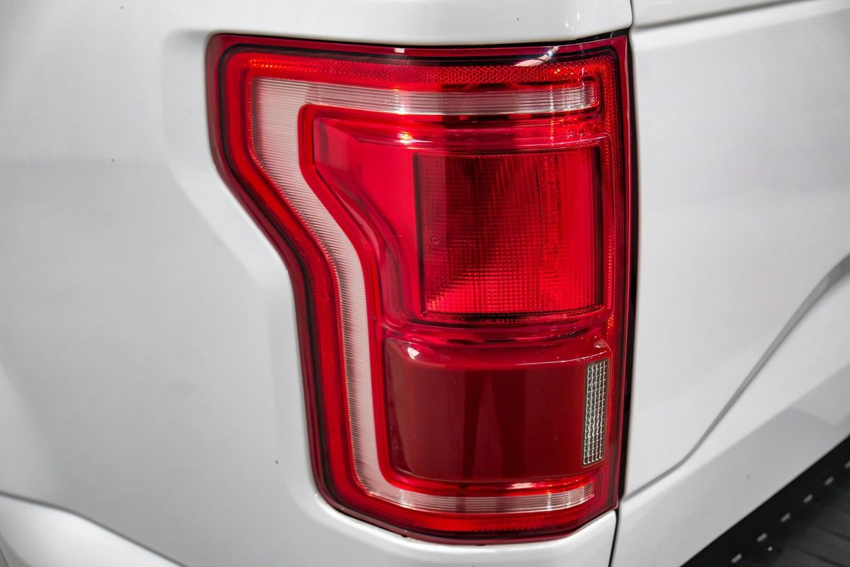 Used 2015 Ford F150 Lariat w/ Equipment Group 502A Luxury RWD image 37