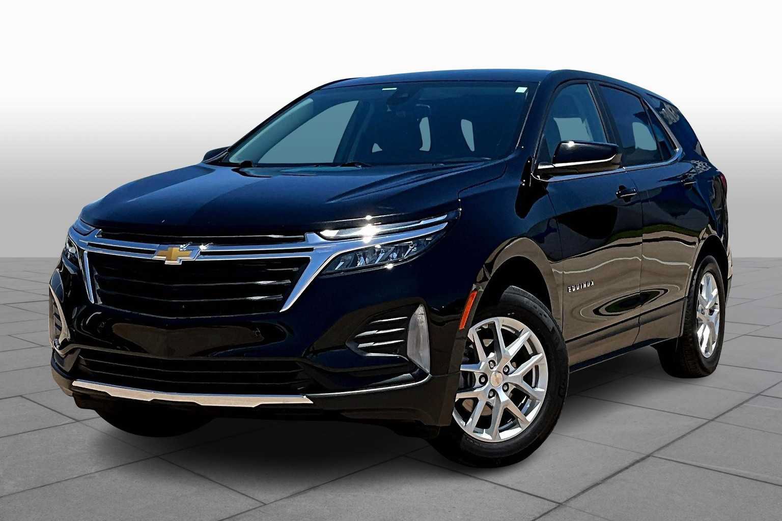 Used 2023 Chevrolet Equinox LT FWD image 2