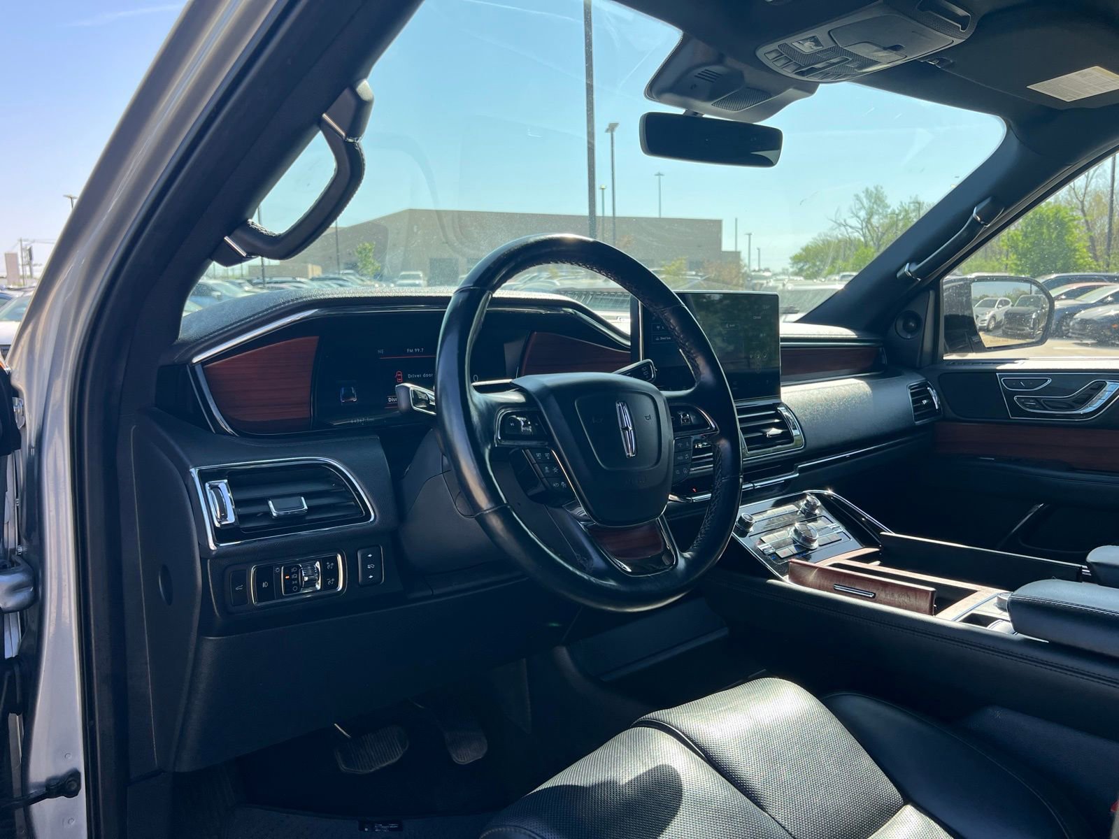 Used 2023 Lincoln Navigator Reserve image 26