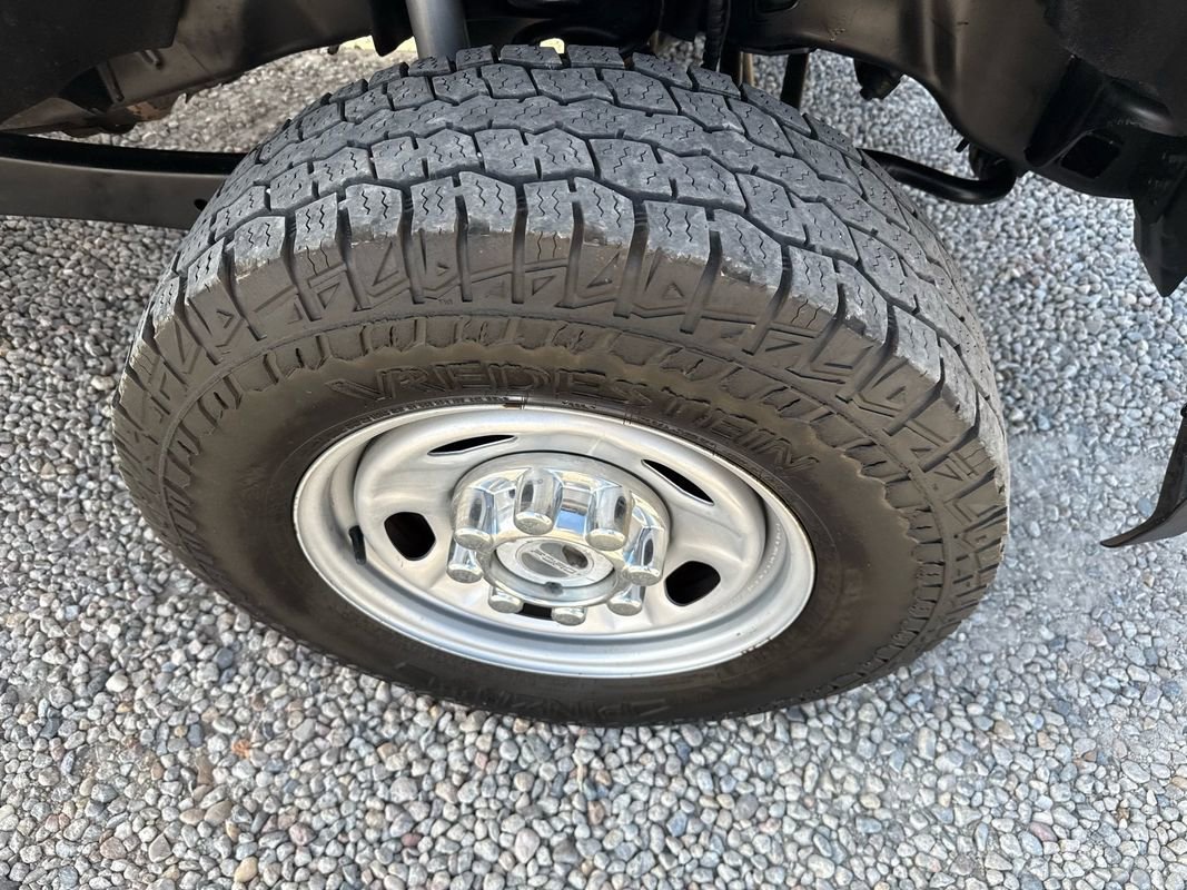 Used 2017 Ford F350 XL image 25