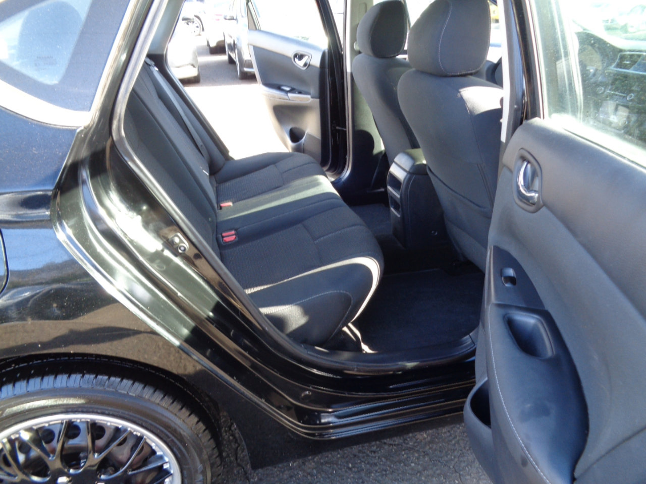 Used 2017 Nissan Sentra S image 16