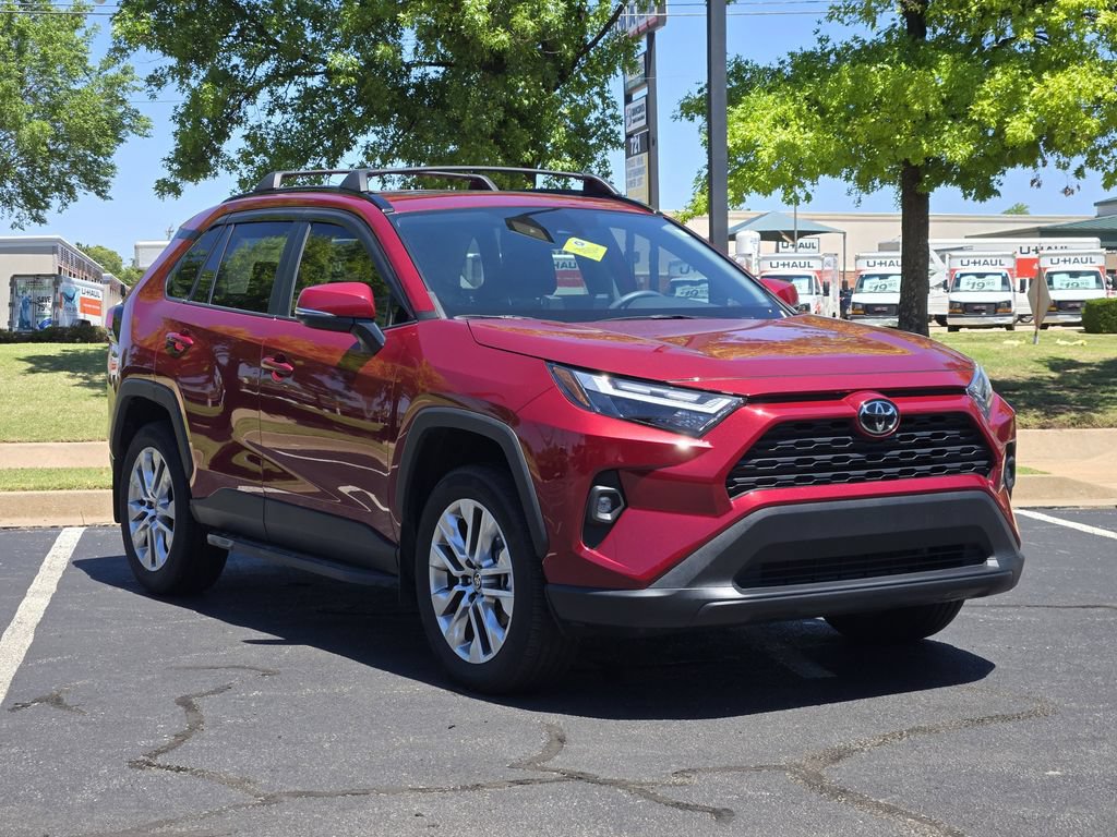 Used 2024 Toyota RAV4 XLE Premium FWD image 3