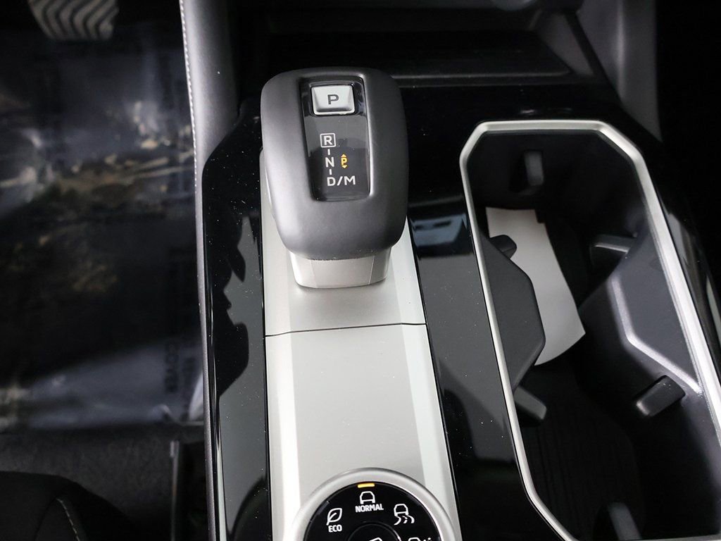 New 2026 Mitsubishi Outlander SE image 51