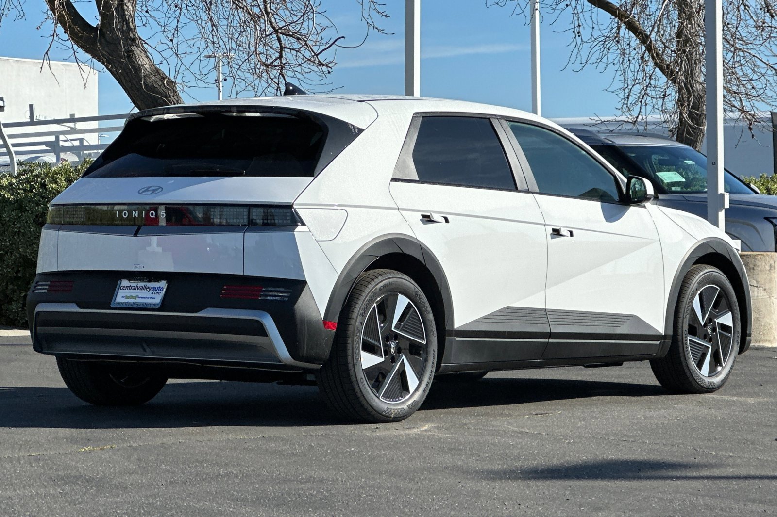 New 2026 Hyundai Ioniq 5 SEL image 4