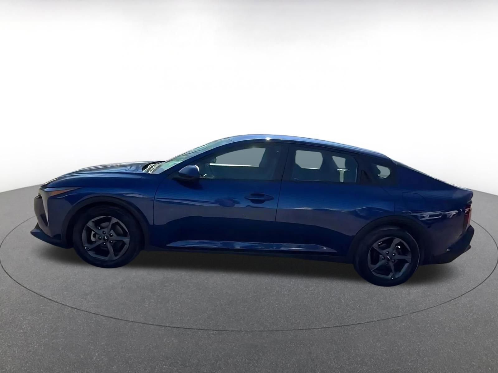 Used 2025 Kia K4 FWD image 7