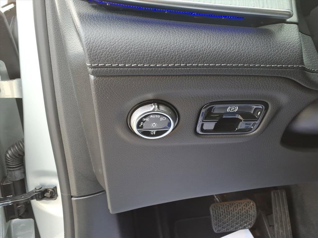 Used 2023 Mercedes-Benz EQE 350+ 4MATIC SUV image 17