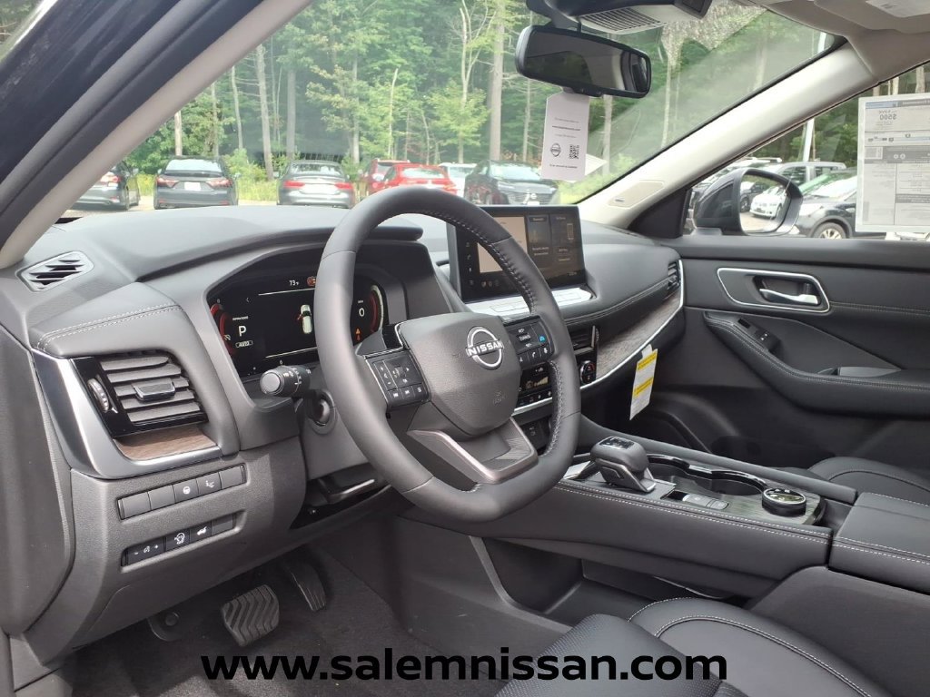 New 2026 Nissan Rogue Platinum w/ Platinum Premium Package AWD/4WD image 8