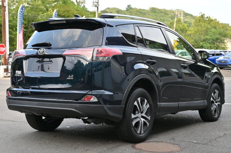 Used 2017 Toyota RAV4 LE w/ Carpet Mat Package AWD/4WD image 5