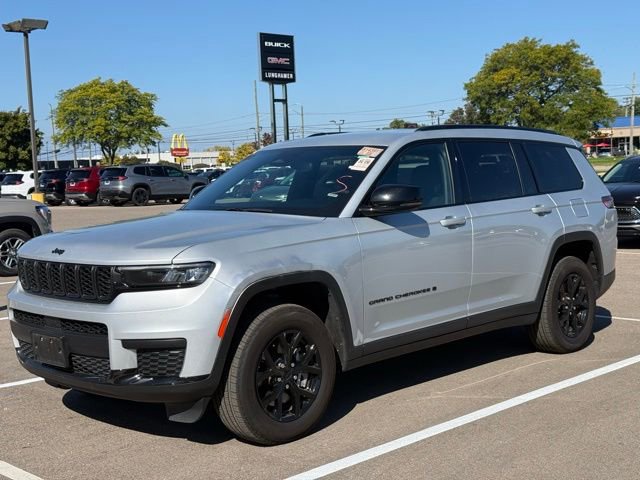Used 2024 Jeep Grand Cherokee L Laredo