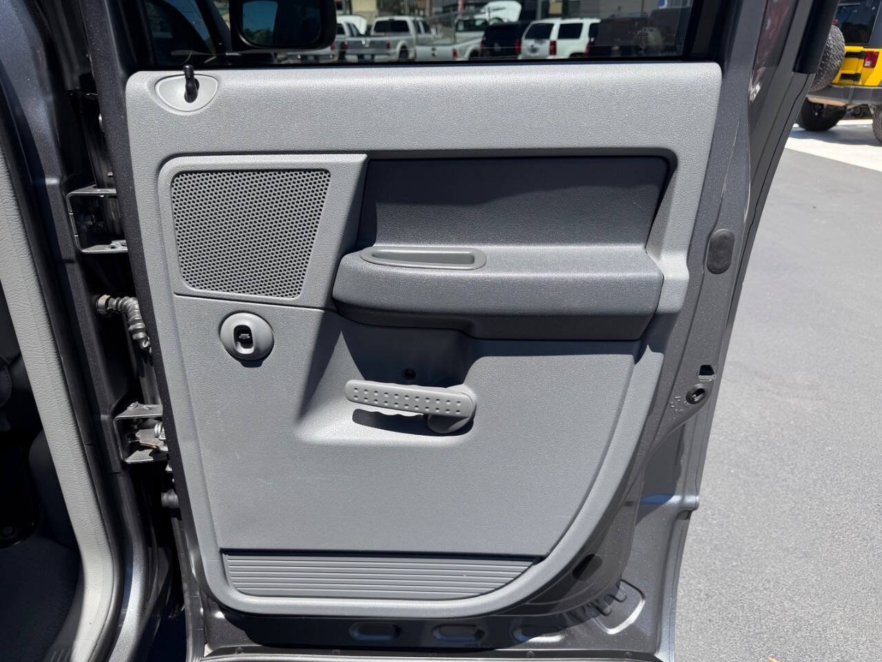 Used 2007 Dodge Ram 1500 Truck SLT RWD image 24