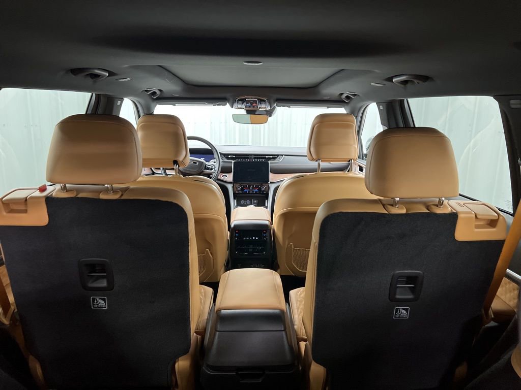 Used 2025 Jeep Grand Cherokee L Summit image 10