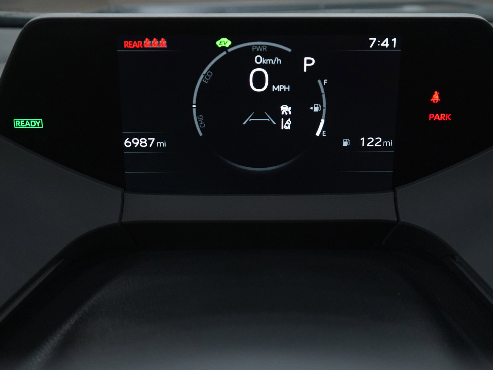 Used 2025 Toyota Prius LE image 25