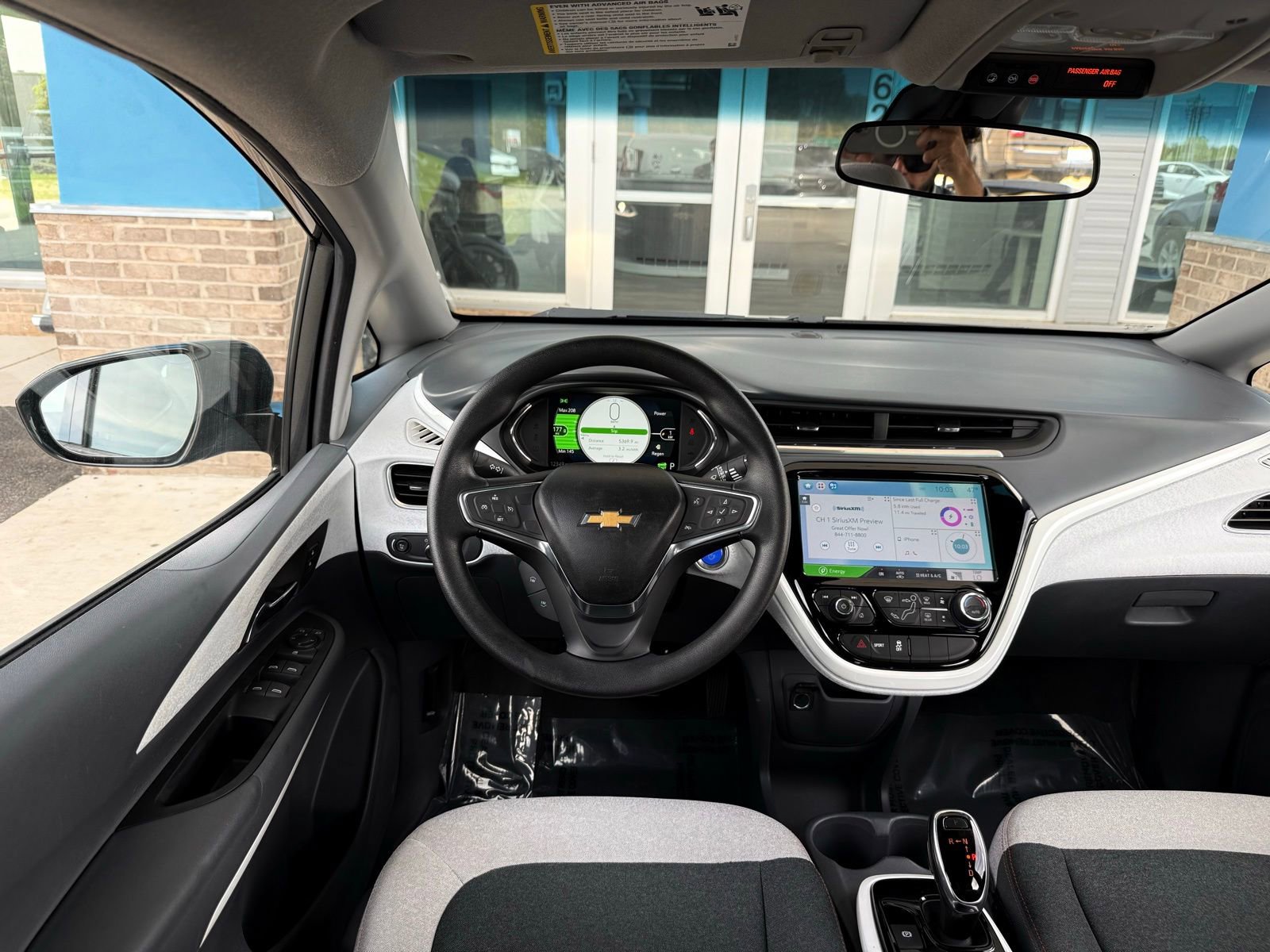 Used 2018 Chevrolet Bolt LT FWD image 28
