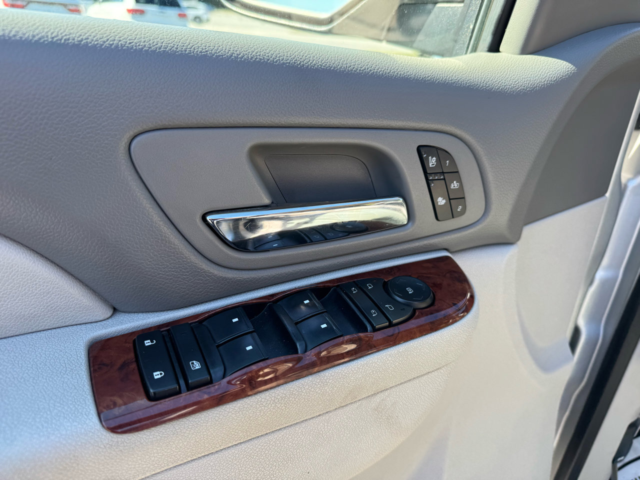 Used 2014 Chevrolet Silverado 2500 LTZ image 15