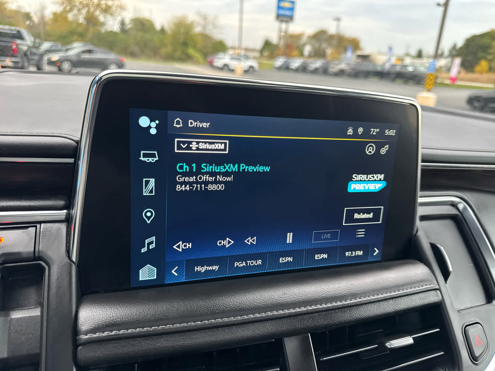 Certified 2023 Chevrolet Suburban Z71 w/ Luxury Package image 23