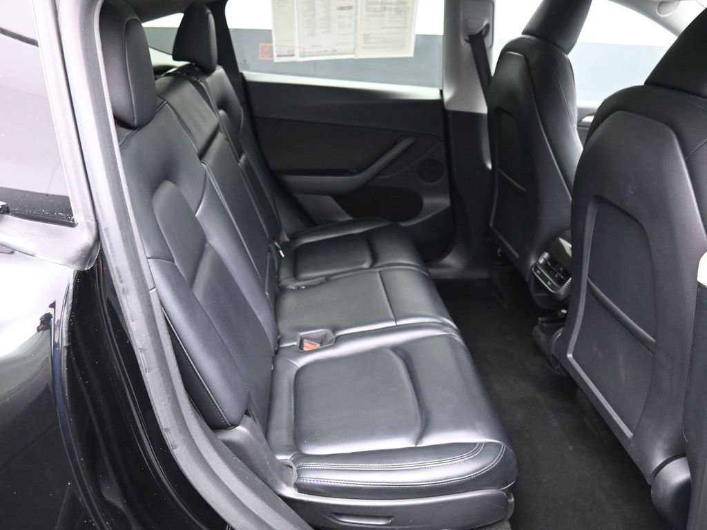Used 2023 Tesla Model Y Long Range image 25