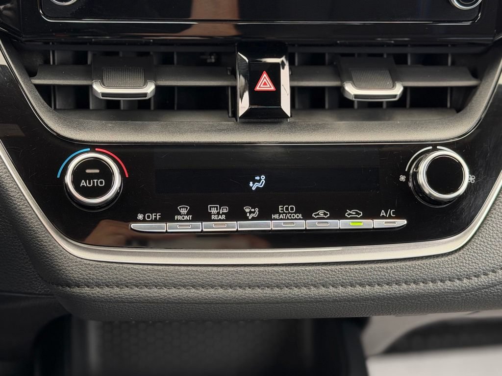 Used 2020 Toyota Corolla SE FWD image 14