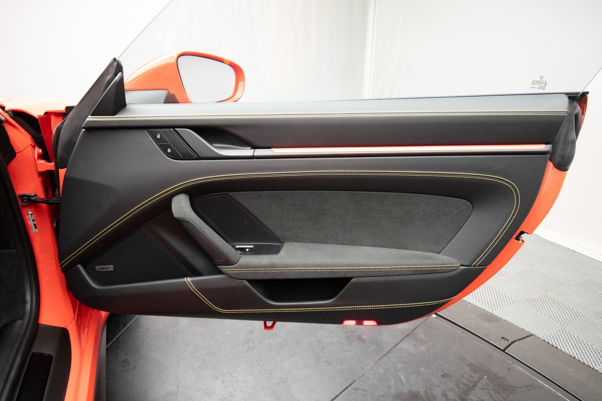 Used 2022 Porsche 911 GT3 RWD image 41