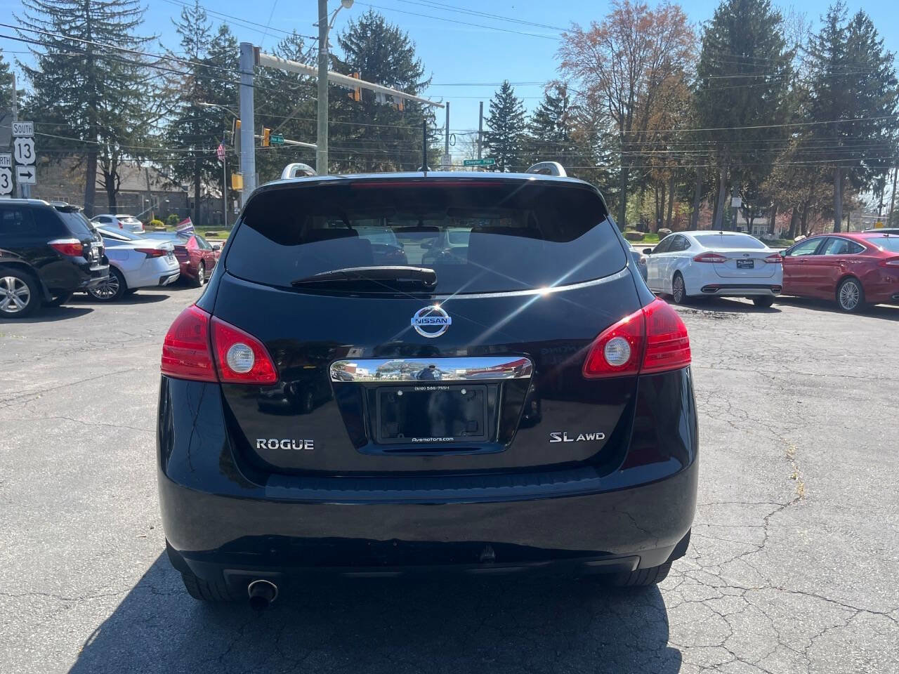 Used 2012 Nissan Rogue SL image 3