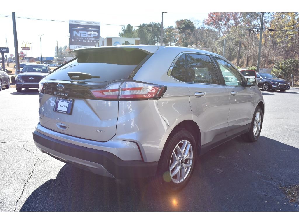 Used 2023 Ford Edge SEL image 5