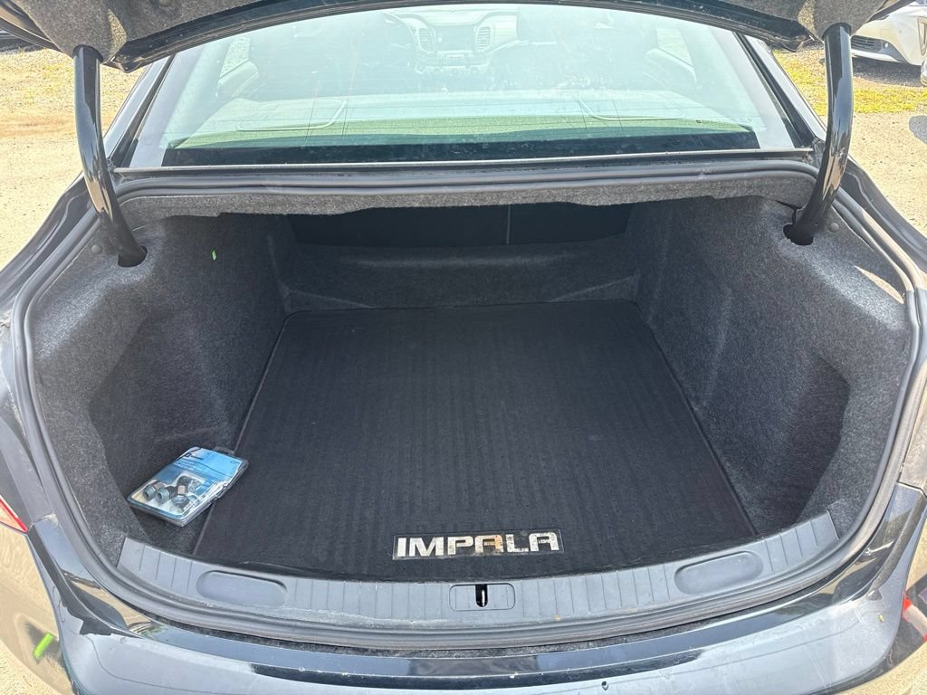 Used 2020 Chevrolet Impala Premier w/ Premier Confidence Package FWD image 17