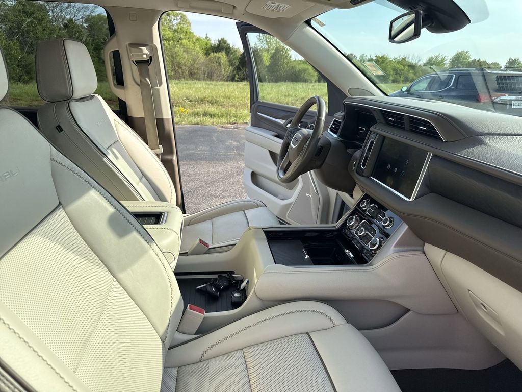 Certified 2022 GMC Yukon Denali AWD/4WD image 35