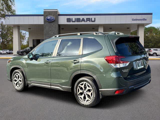 Used 2022 Subaru Forester Premium w/ Popular Package #3 AWD/4WD image 4
