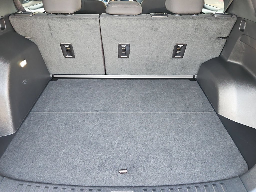 Used 2026 Chevrolet Equinox LT FWD image 29