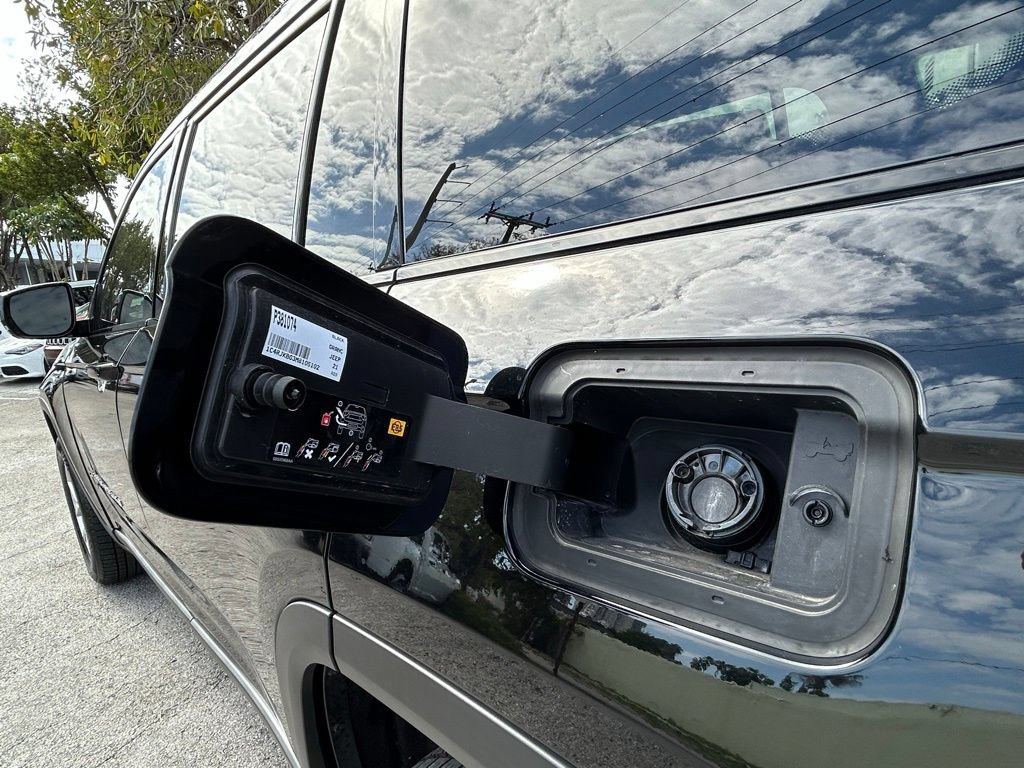 Certified 2021 Jeep Grand Cherokee L Limited AWD/4WD image 48
