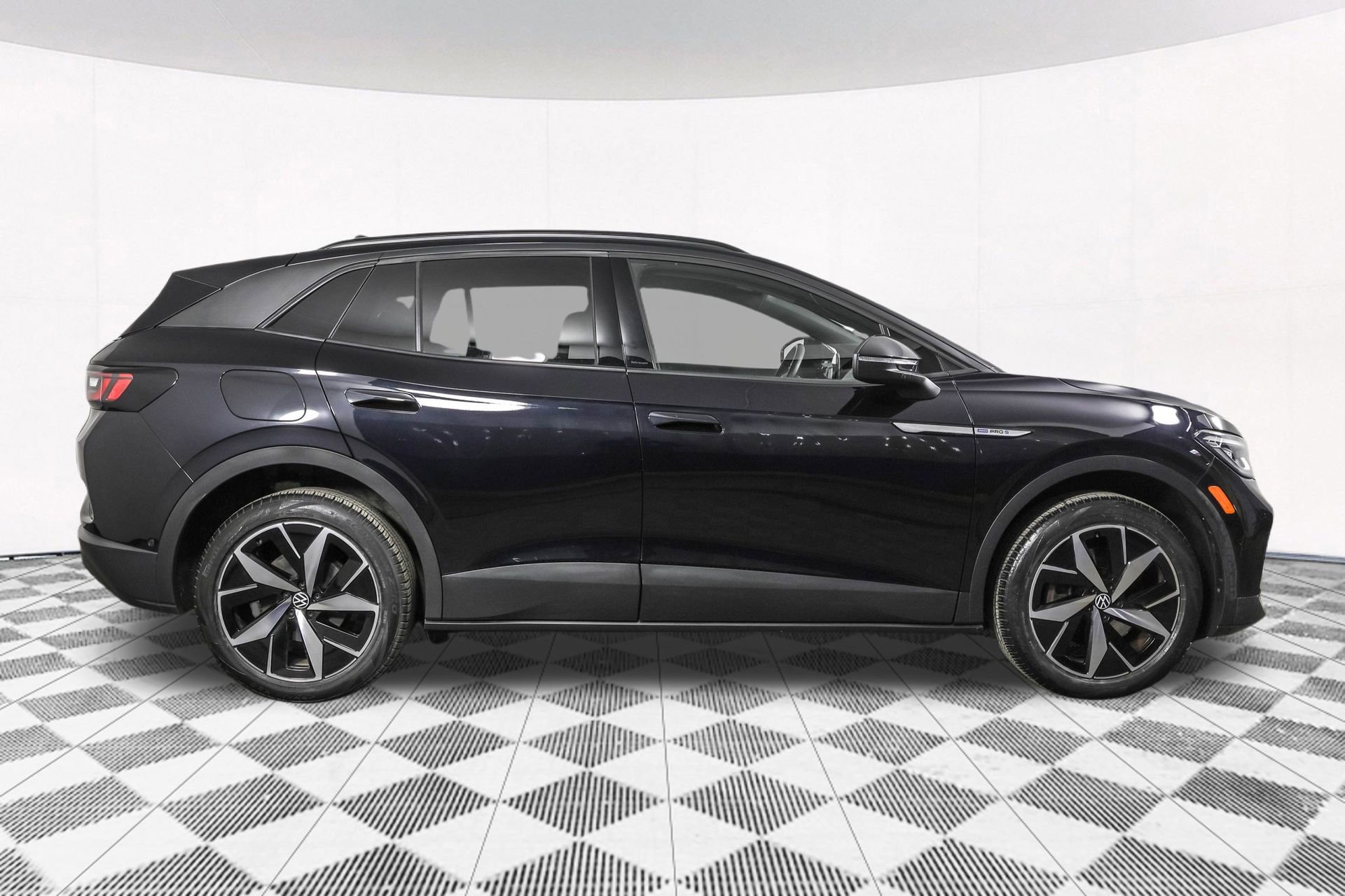 Used 2023 Volkswagen ID.4 Pro S image 13