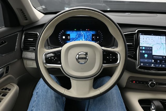Used 2024 Volvo XC90 B6 Plus w/ Protection Package Premier AWD/4WD image 23
