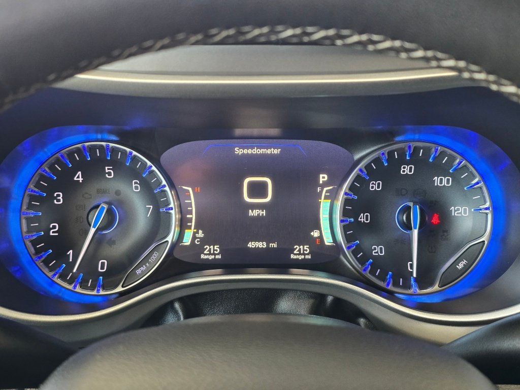 Used 2025 Chrysler Pacifica Select FWD image 22