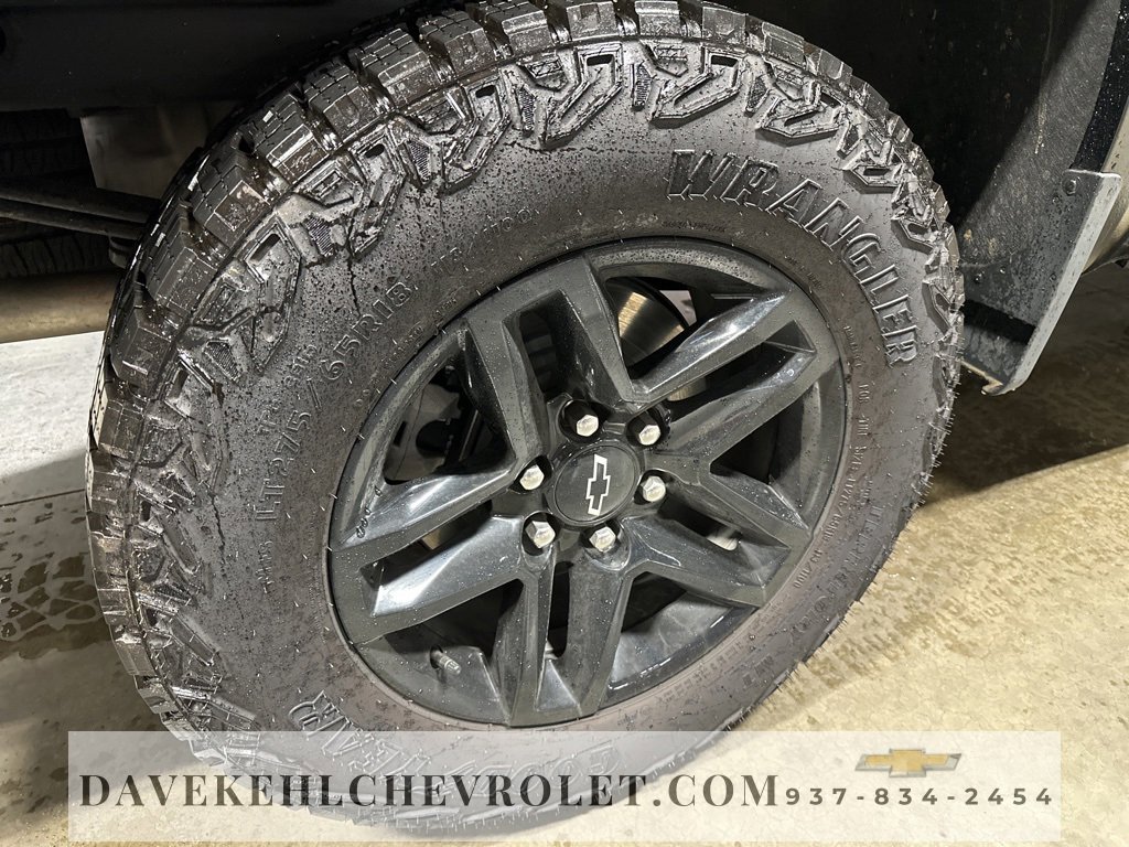 Used 2025 Chevrolet Silverado 1500 LT Trail Boss w/ LT Trail Boss Premium Package image 39