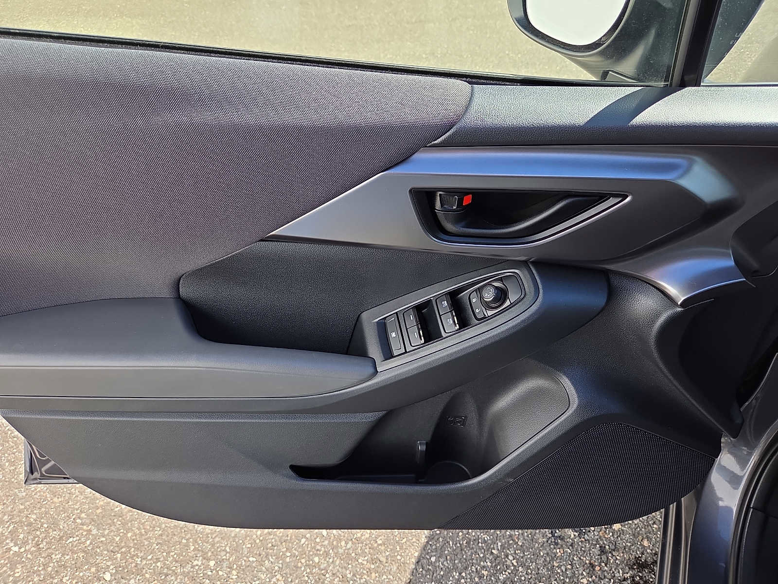 Certified 2025 Subaru Impreza 2.0i image 13