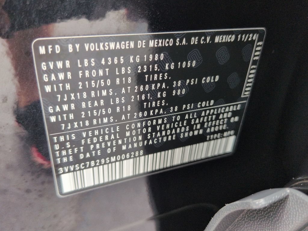 Used 2025 Volkswagen Taos SE FWD image 33