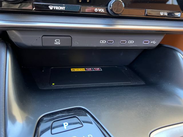 Used 2025 Lexus RZ 300e w/ Accessory Package (2T) FWD image 32