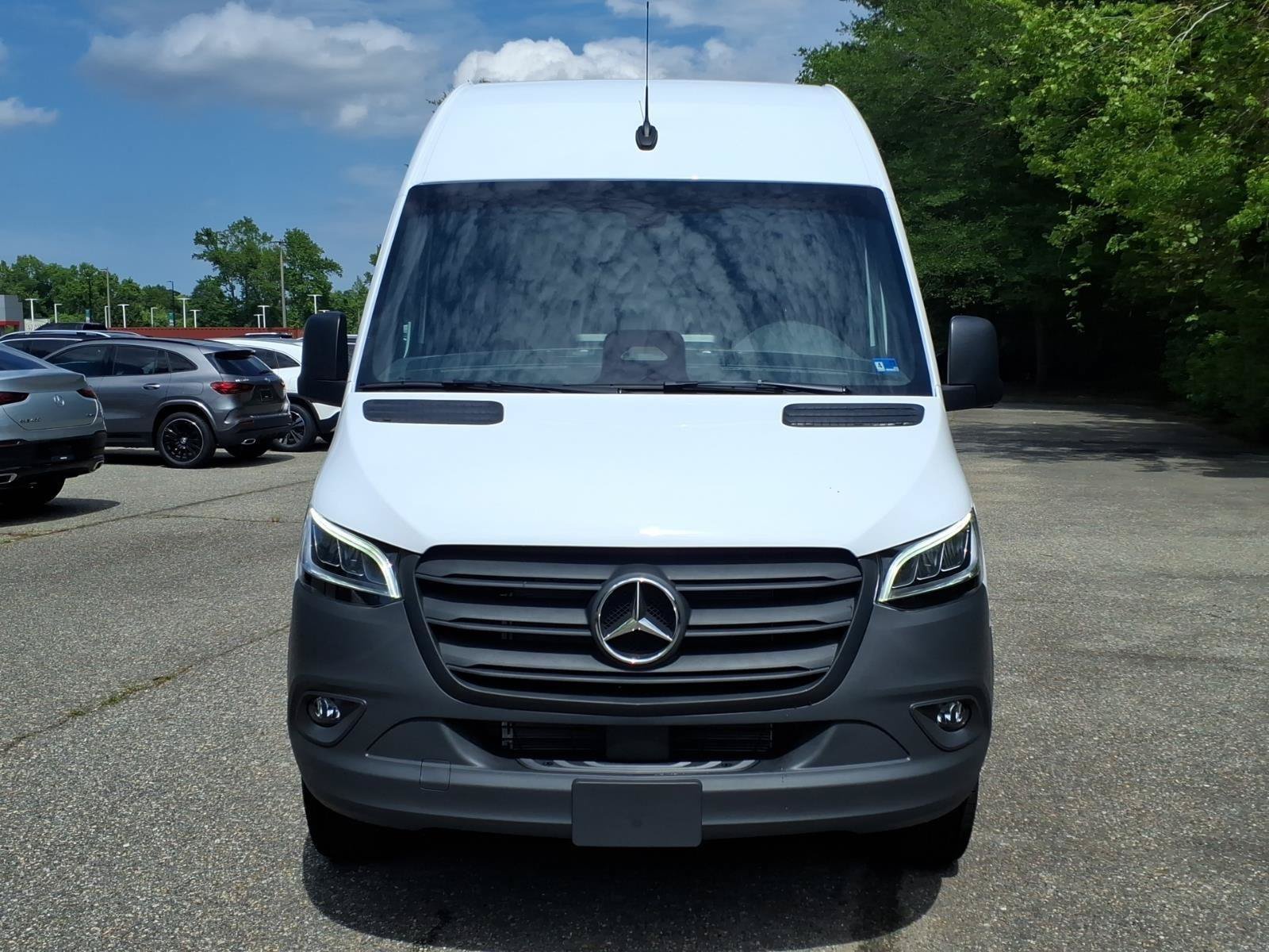 New 2026 Mercedes-Benz Sprinter 2500 image 2