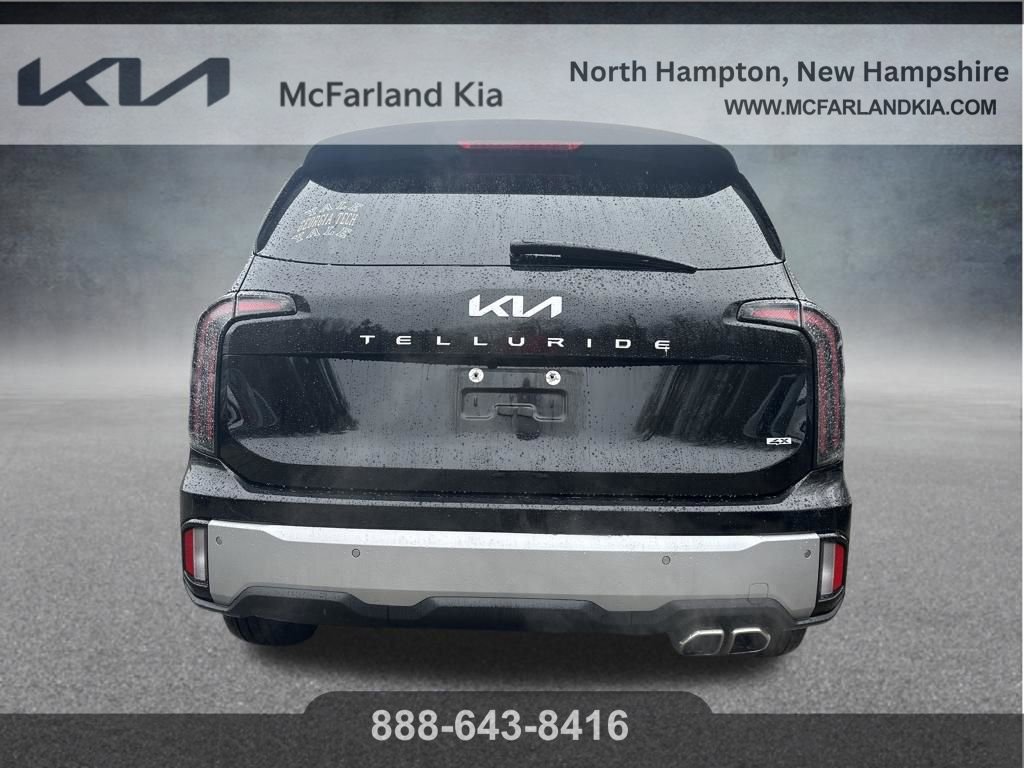 Used 2023 Kia Telluride EX w/ EX Captain's Chair Package image 5
