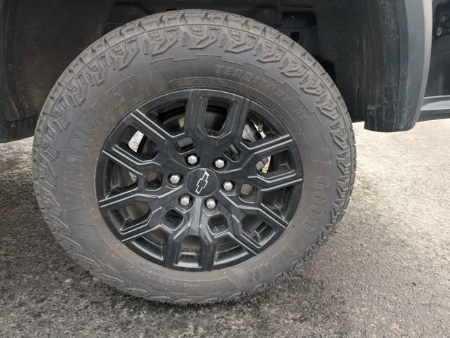 Used 2024 Chevrolet Colorado Trail Boss w/ Advanced Trailering Package image 26