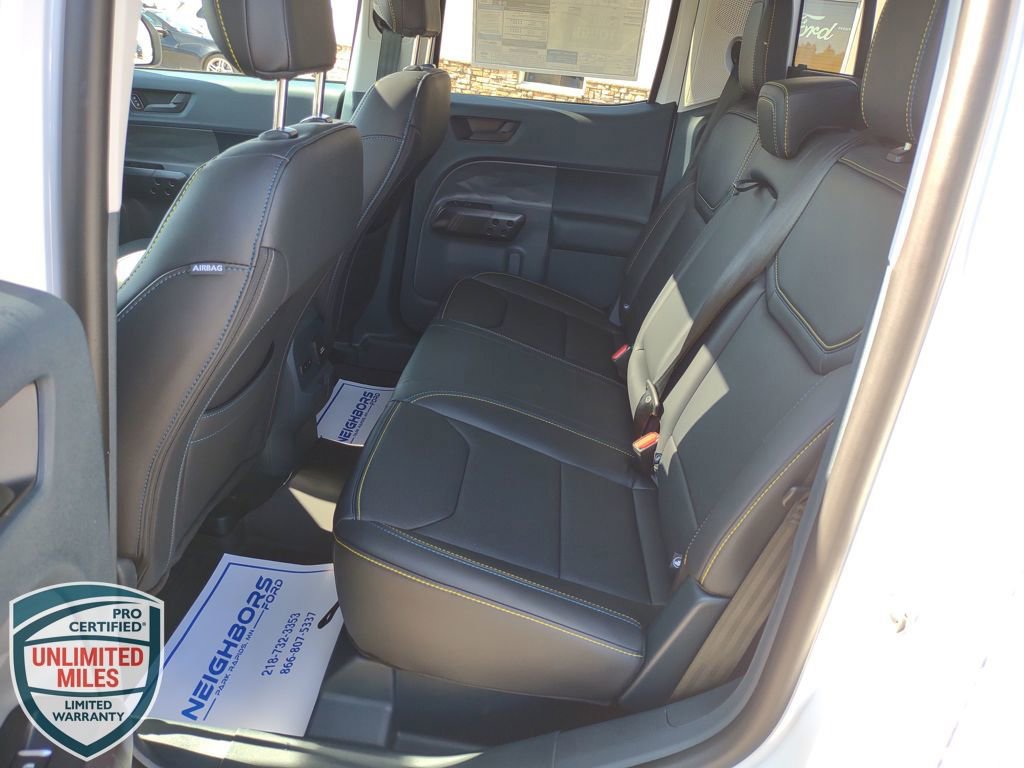 New 2025 Ford Maverick Lobo image 32