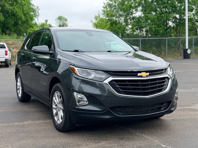 Used 2019 Chevrolet Equinox LT w/ Driver Convenience Package FWD image 4