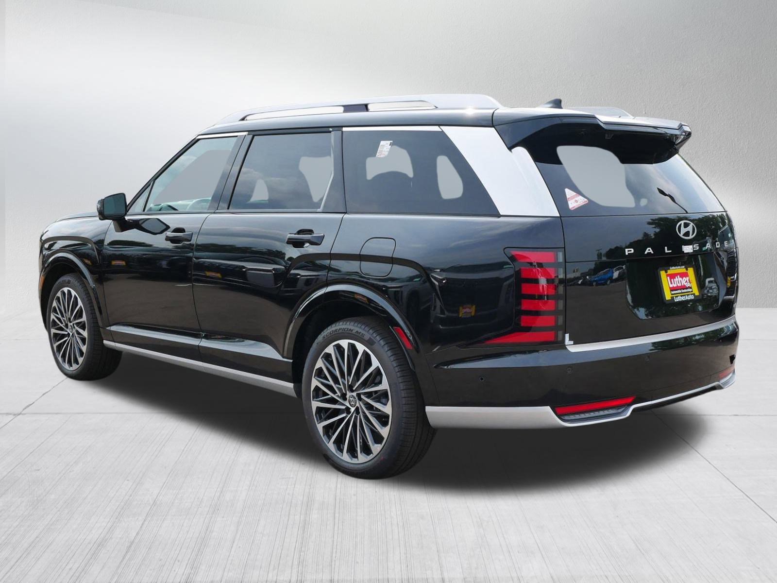 New 2026 Hyundai Palisade Calligraphy image 3