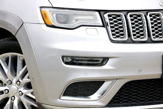 Used 2018 Jeep Grand Cherokee Summit w/ Trailer Tow Group IV RWD image 3