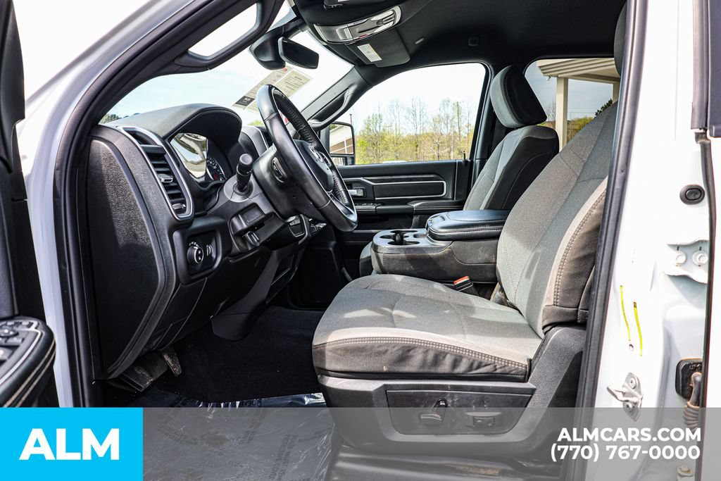 Used 2024 RAM 3500 Big Horn AWD/4WD image 18